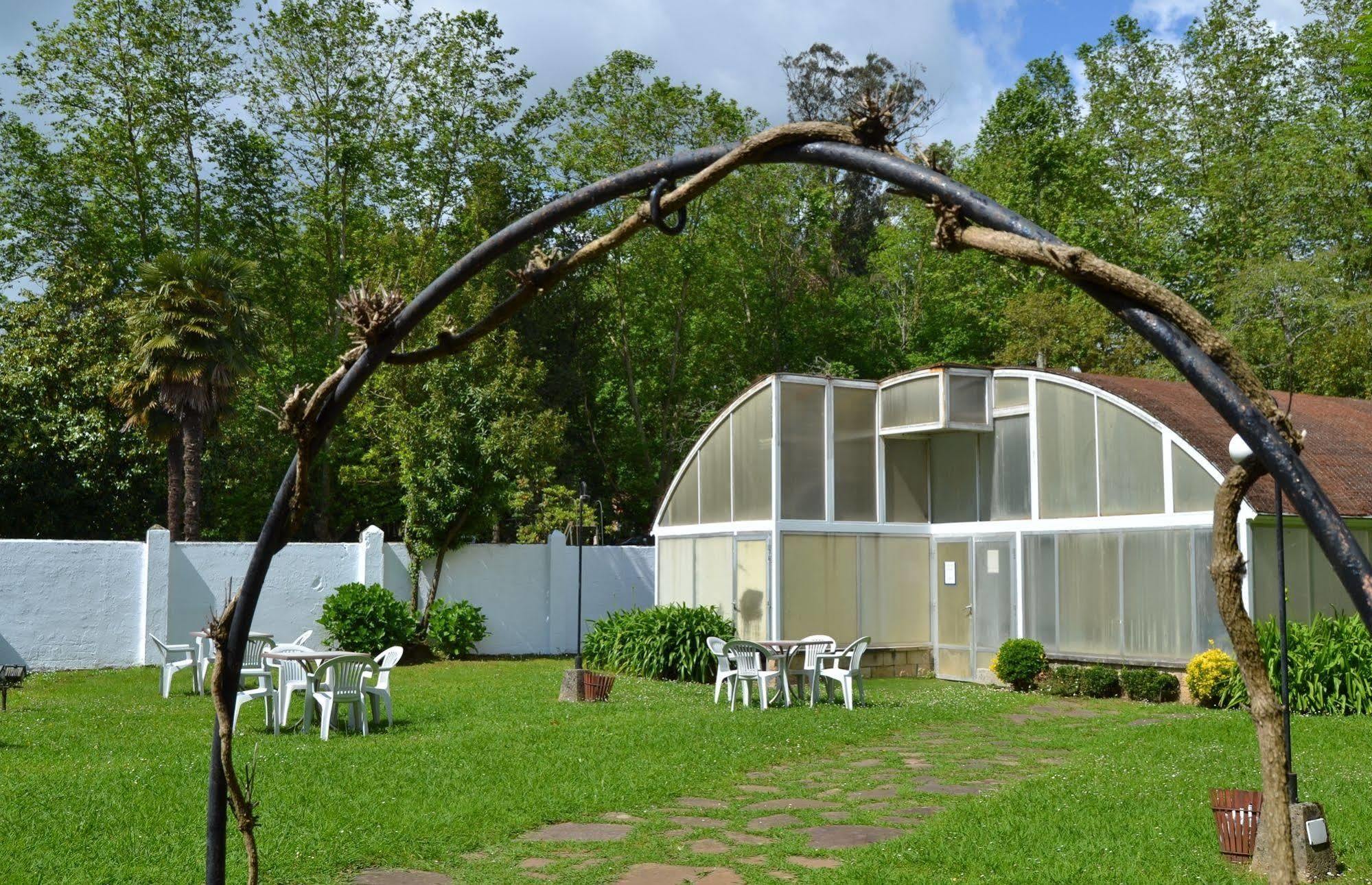 Hotel Termas De Льєрганес Екстер'єр фото